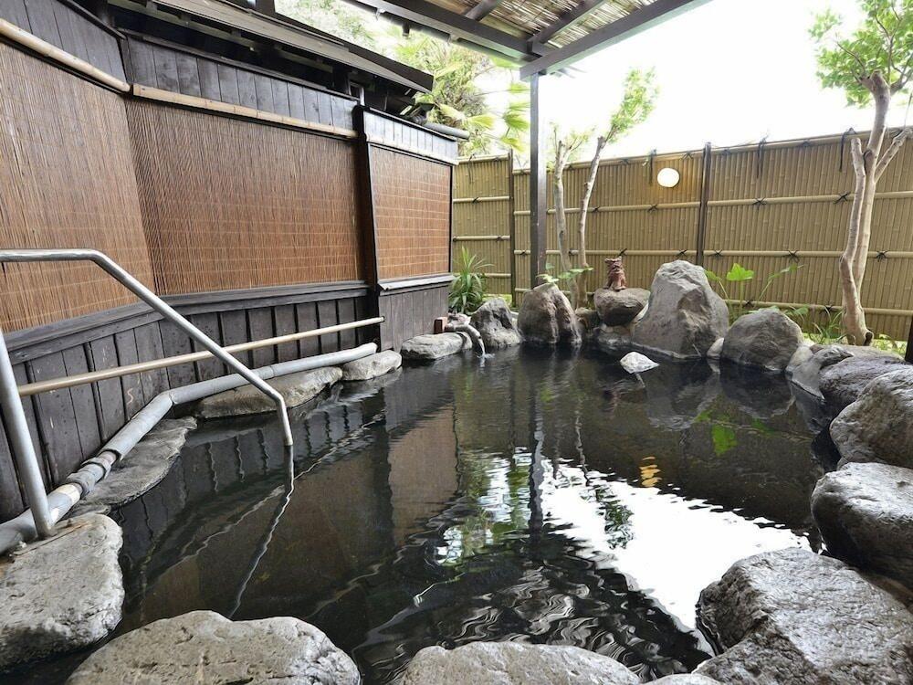 Yumoto Miyoshi Hotel Beppu Bagian luar foto