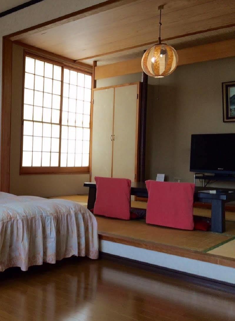Yumoto Miyoshi Hotel Beppu Bagian luar foto